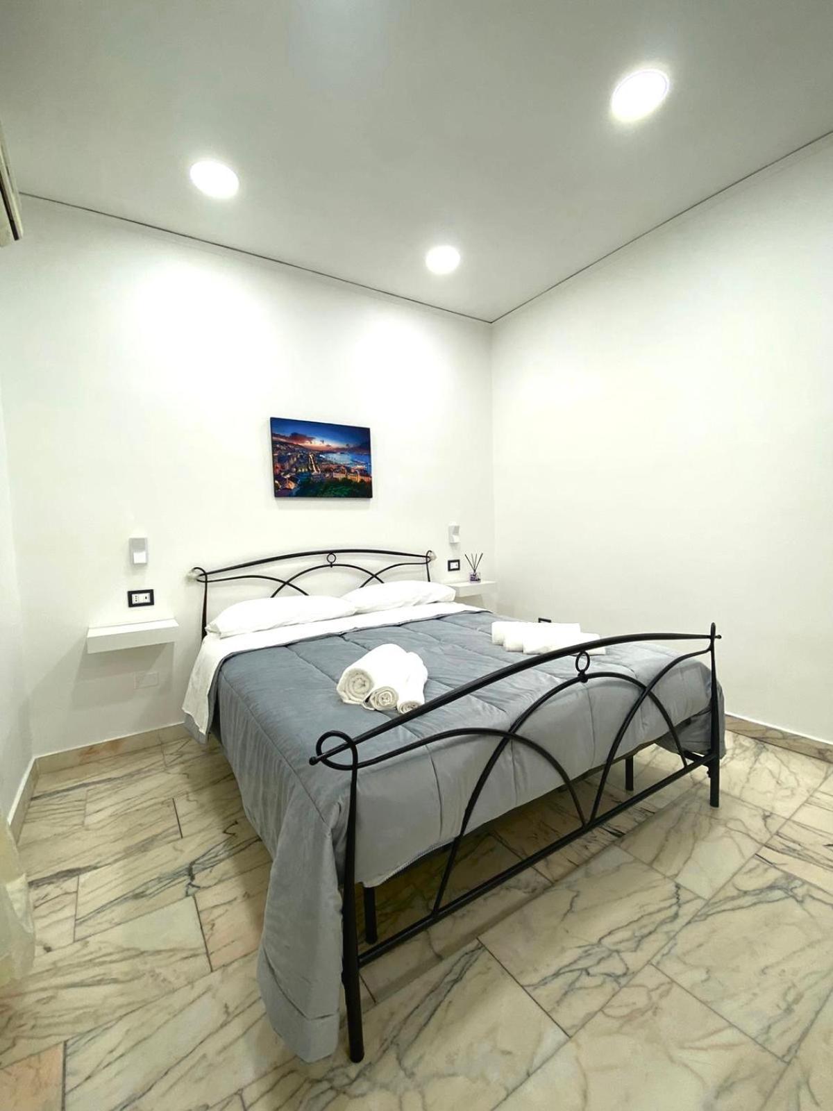 Castellano Apartment ナポリ エクステリア 写真