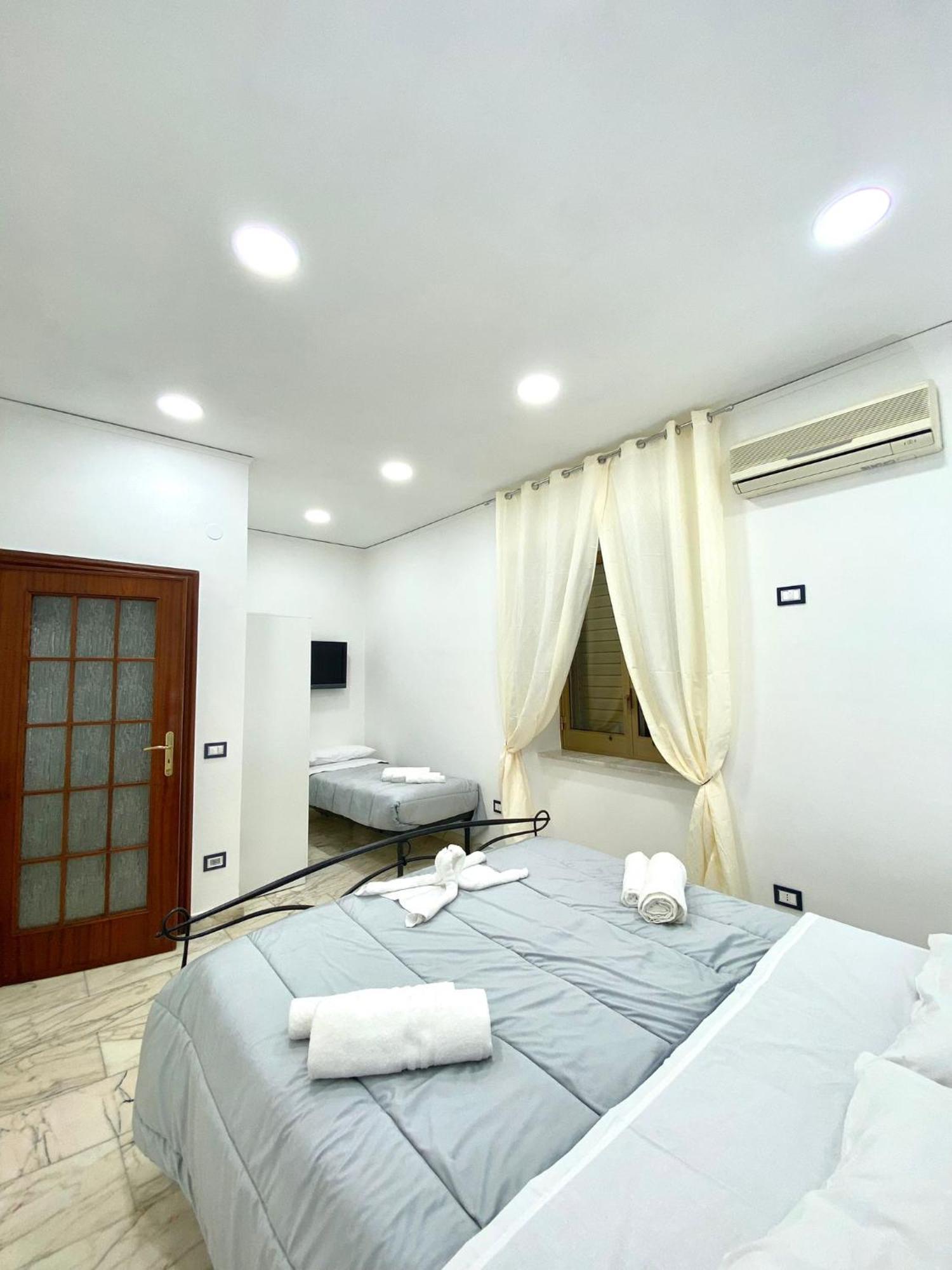 Castellano Apartment ナポリ エクステリア 写真