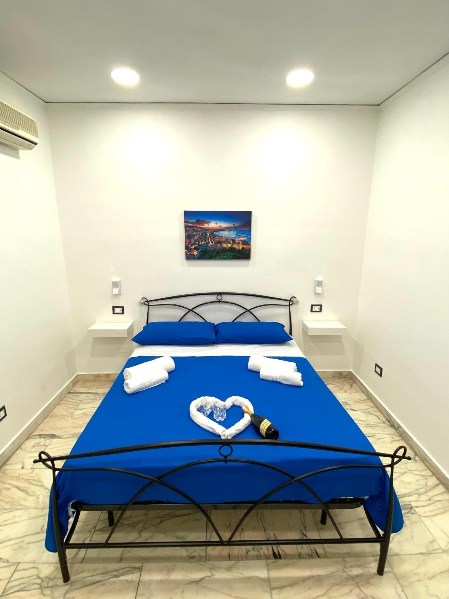 Castellano Apartment ナポリ エクステリア 写真