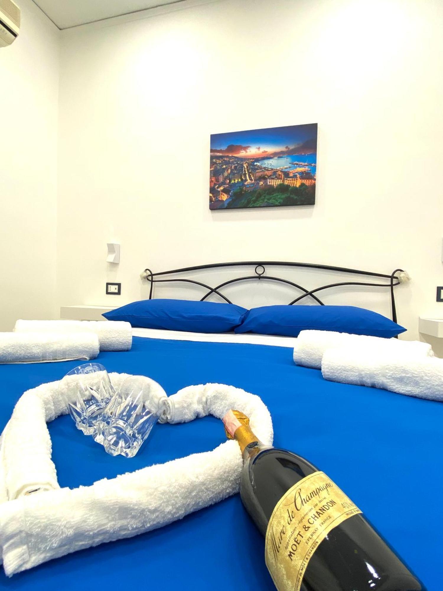 Castellano Apartment ナポリ エクステリア 写真